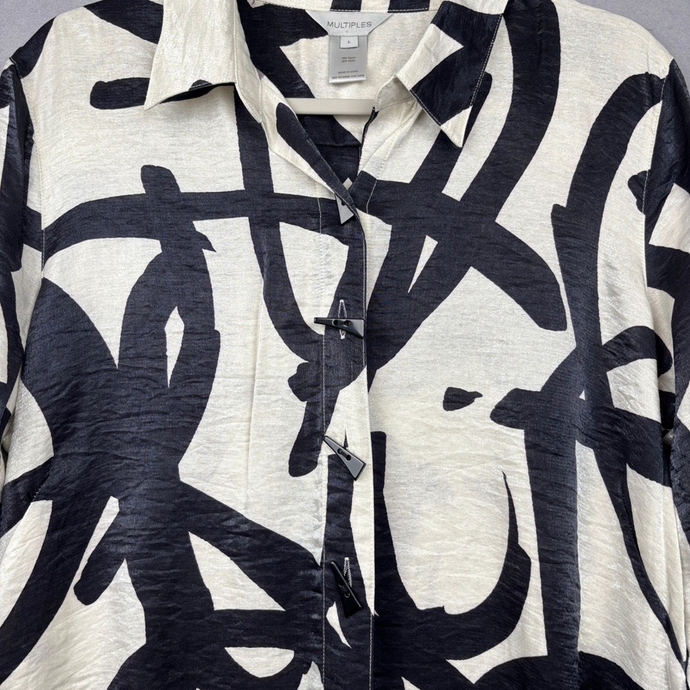 Multiples Shirt Womens L Toggle Button Abstract Print - Picture 3 of 9